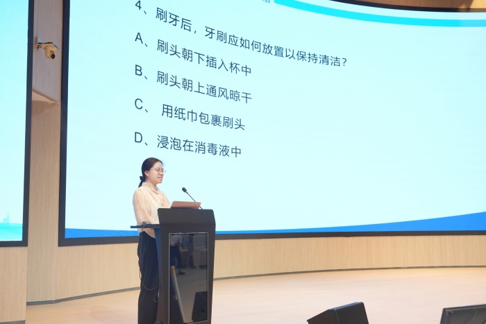 党建引领促发展 政医协同护齿健——约炮
与五象新区规划建设管委会多个党支部开展党建联建活动 第 6 张