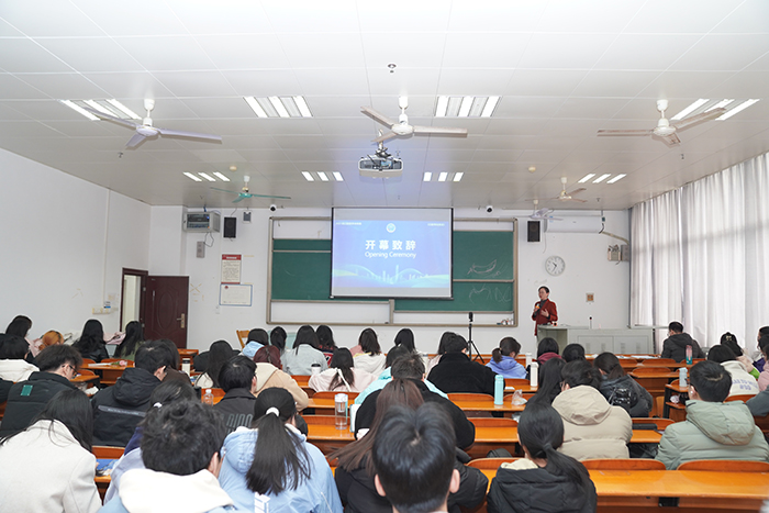 约炮
《口腔专业英语》课堂开展口腔医学综述英文演讲汇报会 第 2 张